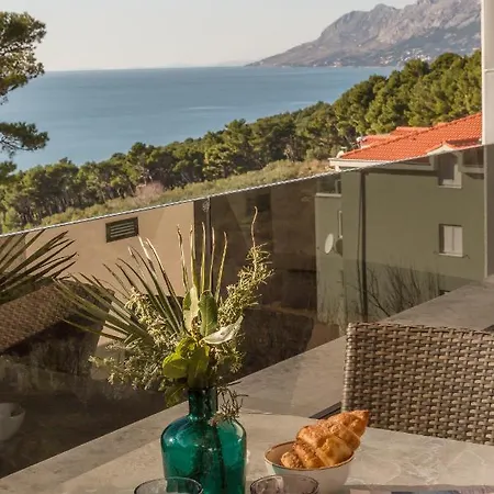 Villa Reana Brela Exterior photo